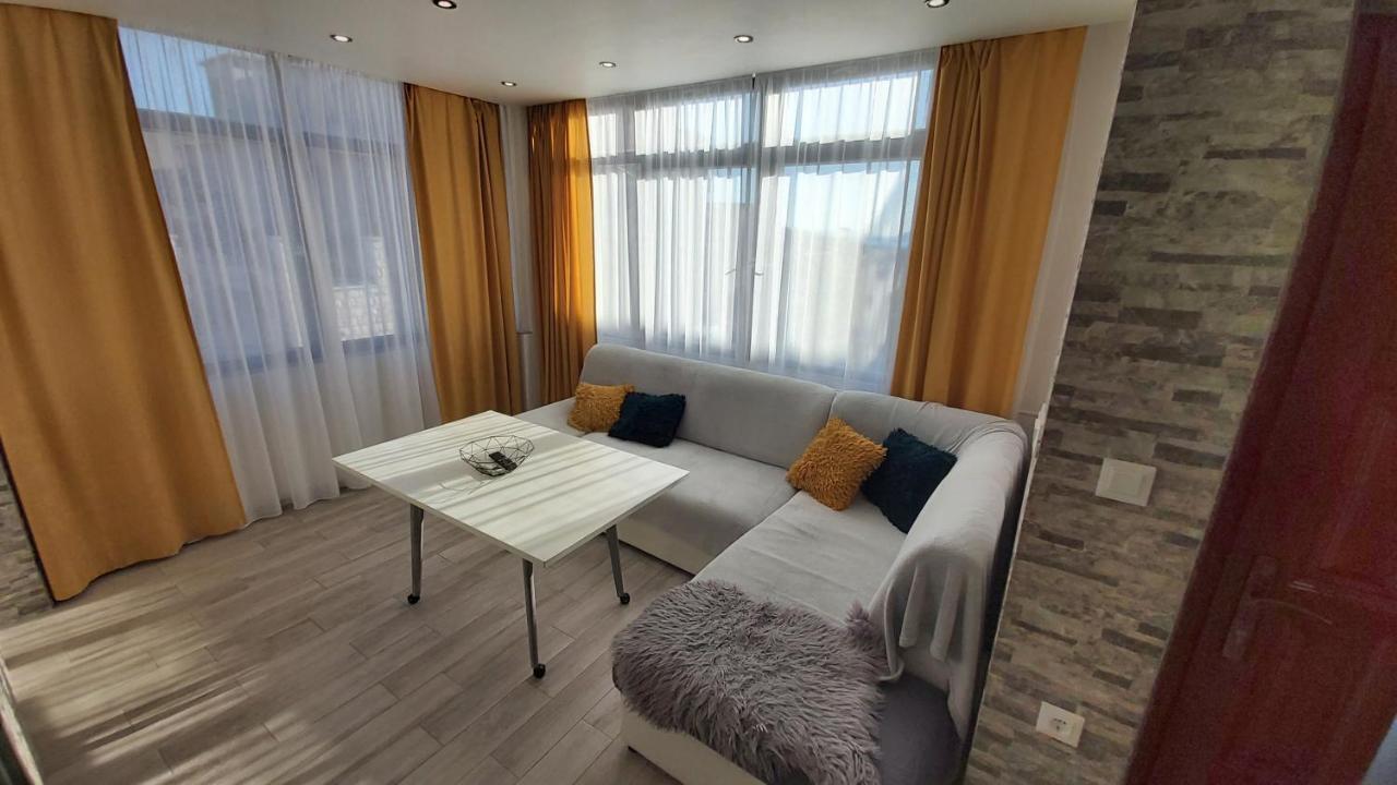 Apartments Druzianic Макарска Екстериор снимка