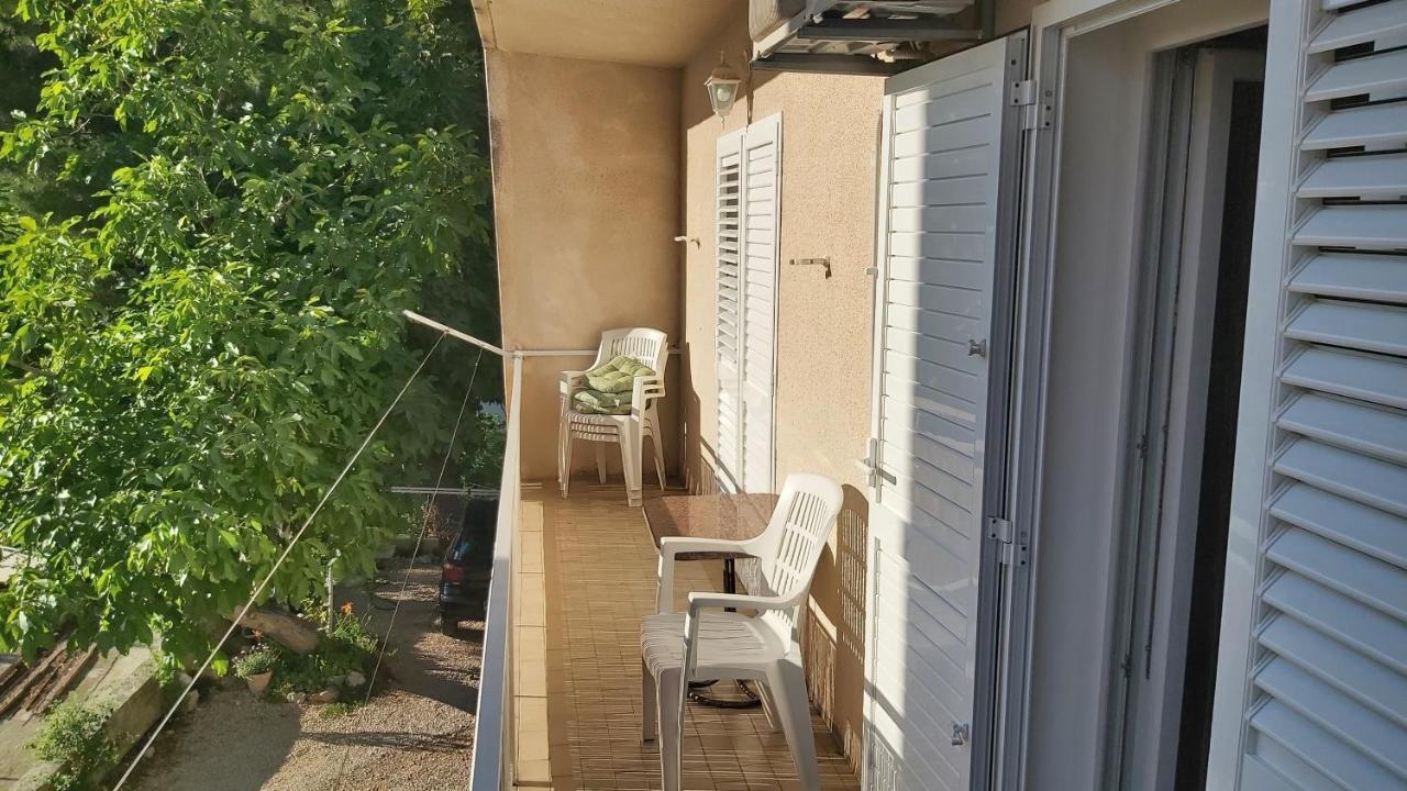 Apartments Druzianic Макарска Екстериор снимка