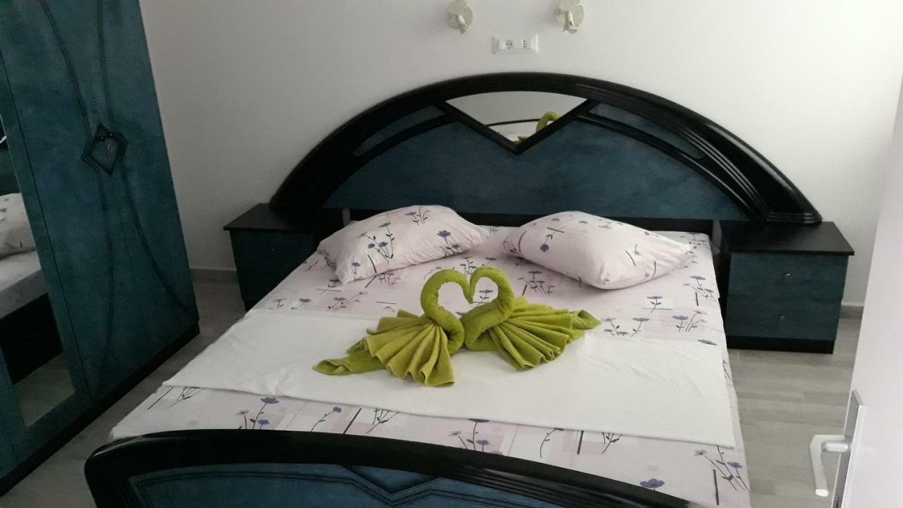 Apartments Druzianic Макарска Екстериор снимка